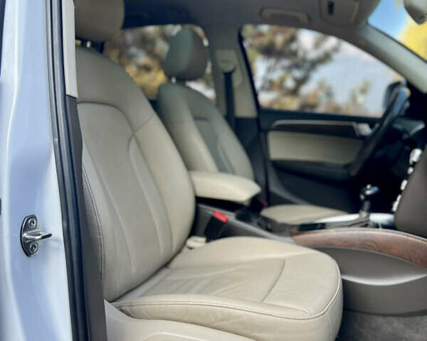 Белый Ауди Ку 5, объемом двигателя 2 л и пробегом 197 тыс. км за 12900 $, фото 31 на Automoto.ua