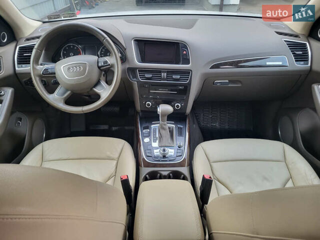 Белый Ауди Ку 5, объемом двигателя 1.98 л и пробегом 224 тыс. км за 12600 $, фото 6 на Automoto.ua