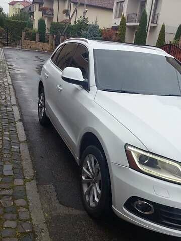 Белый Ауди Ку 5, объемом двигателя 2 л и пробегом 268 тыс. км за 16500 $, фото 3 на Automoto.ua