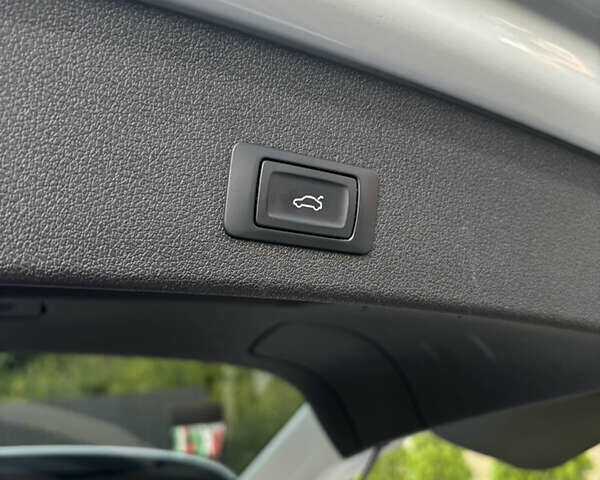 Белый Ауди Ку 5, объемом двигателя 1.98 л и пробегом 189 тыс. км за 13900 $, фото 45 на Automoto.ua