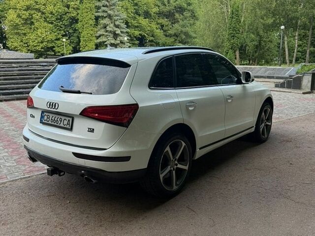 Белый Ауди Ку 5, объемом двигателя 2.97 л и пробегом 175 тыс. км за 18000 $, фото 4 на Automoto.ua