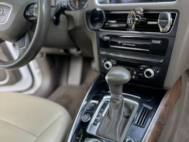 Белый Ауди Ку 5, объемом двигателя 2 л и пробегом 230 тыс. км за 13600 $, фото 3 на Automoto.ua