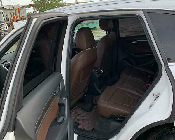 Ауди Ку 5 2014 в Львове на Automoto.ua Белый Ауди Ку 5, объемом двигателя 1.98 л и пробегом 116 тыс. км за 16500 $, фото 27 на Automoto.ua