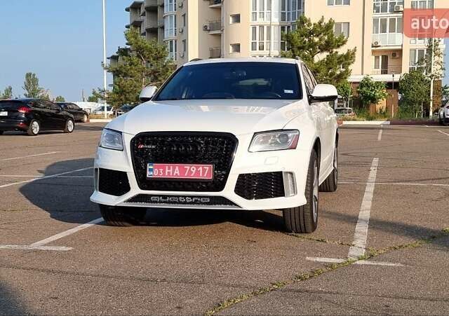 Білий Ауді Ку 5, об'ємом двигуна 2.97 л та пробігом 224 тис. км за 22999 $, фото 2 на Automoto.ua