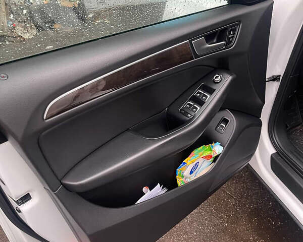 Белый Ауди Ку 5, объемом двигателя 1.98 л и пробегом 175 тыс. км за 8900 $, фото 12 на Automoto.ua