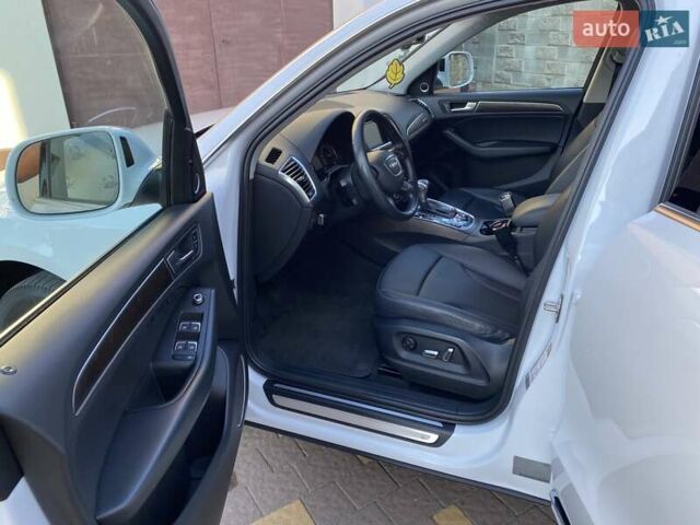 Білий Ауді Ку 5, об'ємом двигуна 1.98 л та пробігом 260 тис. км за 14300 $, фото 13 на Automoto.ua