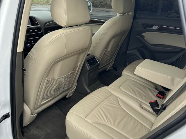 Белый Ауди Ку 5, объемом двигателя 2 л и пробегом 219 тыс. км за 13900 $, фото 8 на Automoto.ua