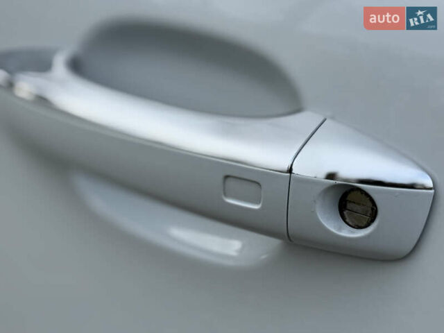 Білий Ауді Ку 5, об'ємом двигуна 3 л та пробігом 181 тис. км за 18999 $, фото 23 на Automoto.ua