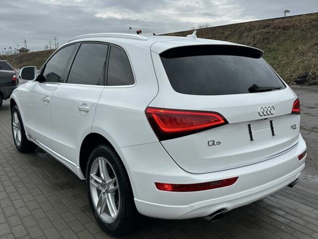 Белый Ауди Ку 5, объемом двигателя 2 л и пробегом 219 тыс. км за 13900 $, фото 4 на Automoto.ua