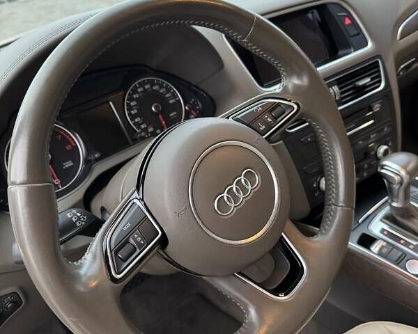 Белый Ауди Ку 5, объемом двигателя 3 л и пробегом 131 тыс. км за 17300 $, фото 45 на Automoto.ua
