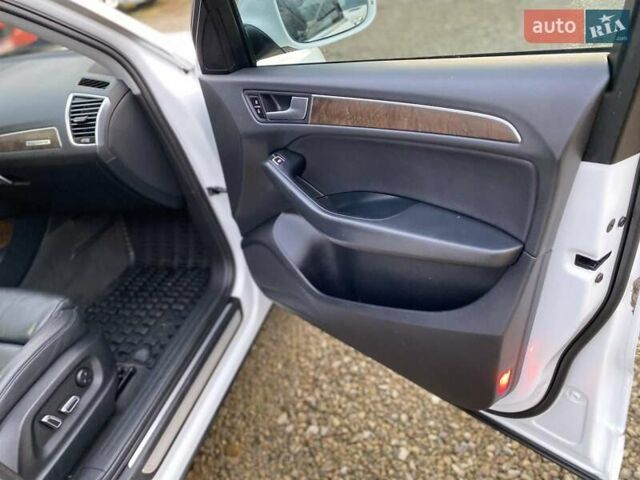 Білий Ауді Ку 5, об'ємом двигуна 1.98 л та пробігом 271 тис. км за 14550 $, фото 66 на Automoto.ua