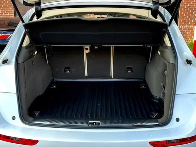 Білий Ауді Ку 5, об'ємом двигуна 3 л та пробігом 89 тис. км за 10600 $, фото 13 на Automoto.ua