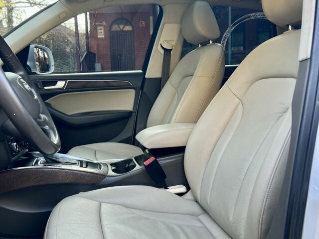 Белый Ауди Ку 5, объемом двигателя 2 л и пробегом 197 тыс. км за 12900 $, фото 19 на Automoto.ua