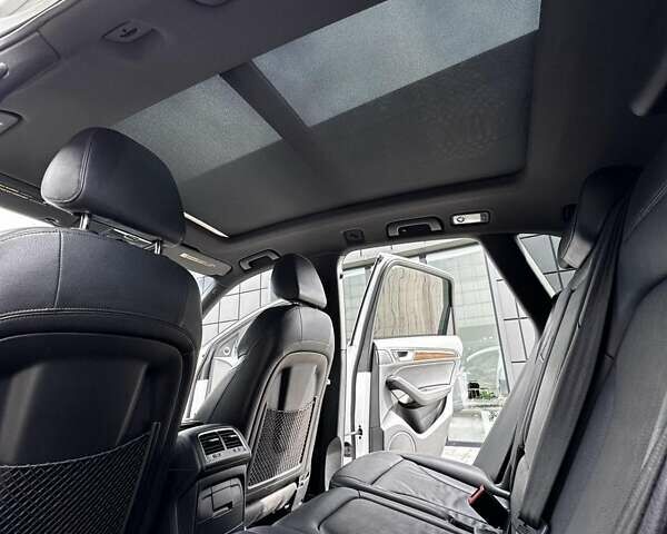 Белый Ауди Ку 5, объемом двигателя 2 л и пробегом 147 тыс. км за 17900 $, фото 7 на Automoto.ua