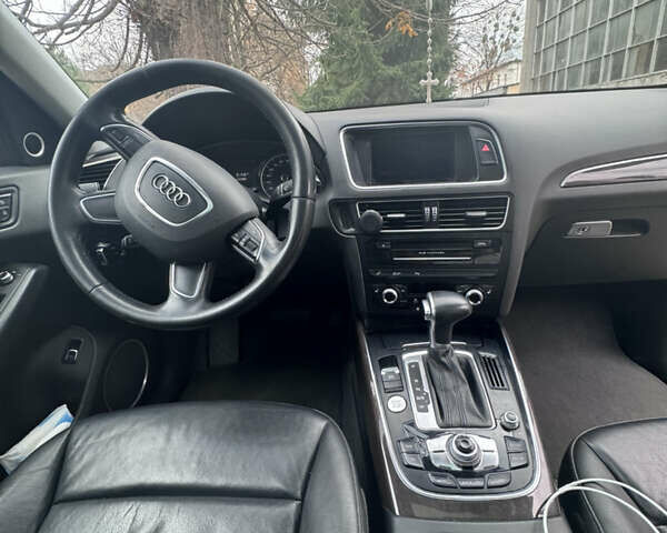 Белый Ауди Ку 5, объемом двигателя 1.98 л и пробегом 212 тыс. км за 15800 $, фото 10 на Automoto.ua