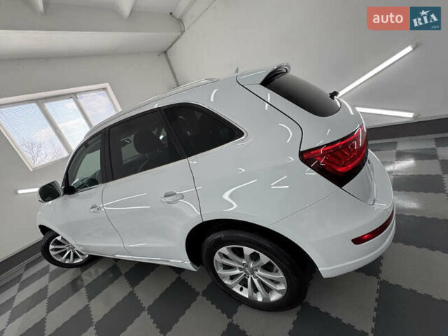 Белый Ауди Ку 5, объемом двигателя 2 л и пробегом 192 тыс. км за 14999 $, фото 20 на Automoto.ua
