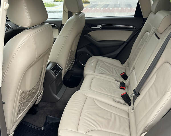 Белый Ауди Ку 5, объемом двигателя 1.98 л и пробегом 167 тыс. км за 14900 $, фото 24 на Automoto.ua