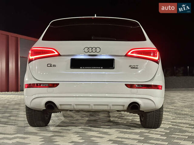 Білий Ауді Ку 5, об'ємом двигуна 2 л та пробігом 250 тис. км за 14000 $, фото 13 на Automoto.ua