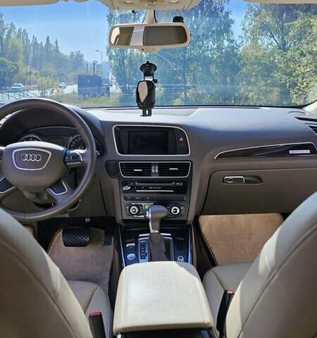 Белый Ауди Ку 5, объемом двигателя 1.98 л и пробегом 150 тыс. км за 16000 $, фото 20 на Automoto.ua