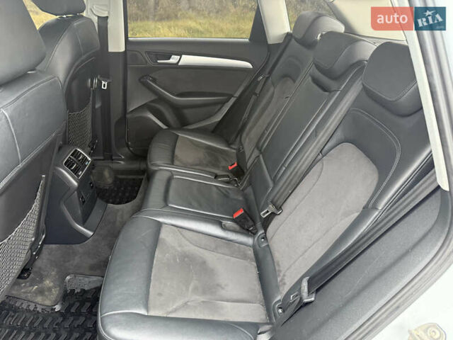 Білий Ауді Ку 5, об'ємом двигуна 1.97 л та пробігом 254 тис. км за 18600 $, фото 11 на Automoto.ua