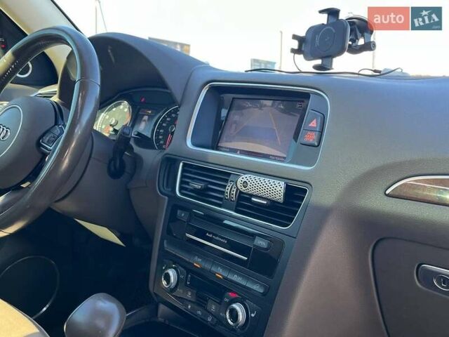 Белый Ауди Ку 5, объемом двигателя 3 л и пробегом 230 тыс. км за 16990 $, фото 9 на Automoto.ua