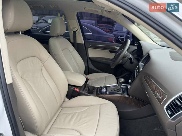 Білий Ауді Ку 5, об'ємом двигуна 1.98 л та пробігом 199 тис. км за 14900 $, фото 66 на Automoto.ua