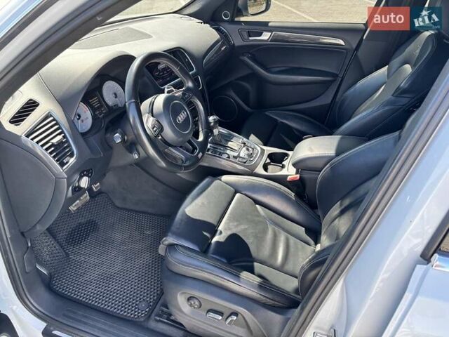 Белый Ауди Ку 5, объемом двигателя 2.97 л и пробегом 212 тыс. км за 18200 $, фото 8 на Automoto.ua