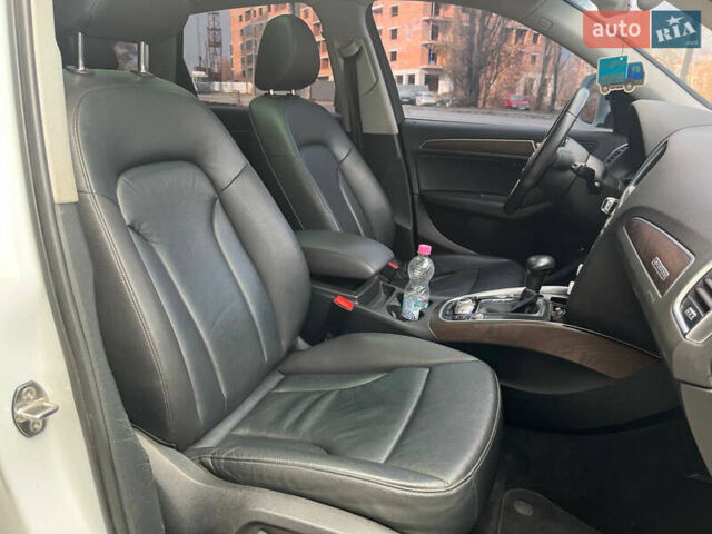 Белый Ауди Ку 5, объемом двигателя 3 л и пробегом 209 тыс. км за 21000 $, фото 33 на Automoto.ua