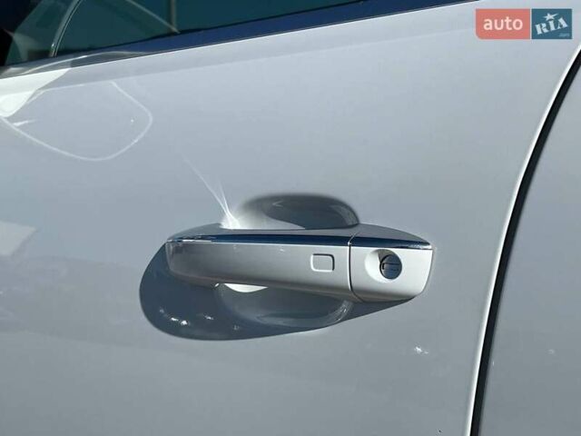 Белый Ауди Ку 5, объемом двигателя 3 л и пробегом 230 тыс. км за 16990 $, фото 44 на Automoto.ua