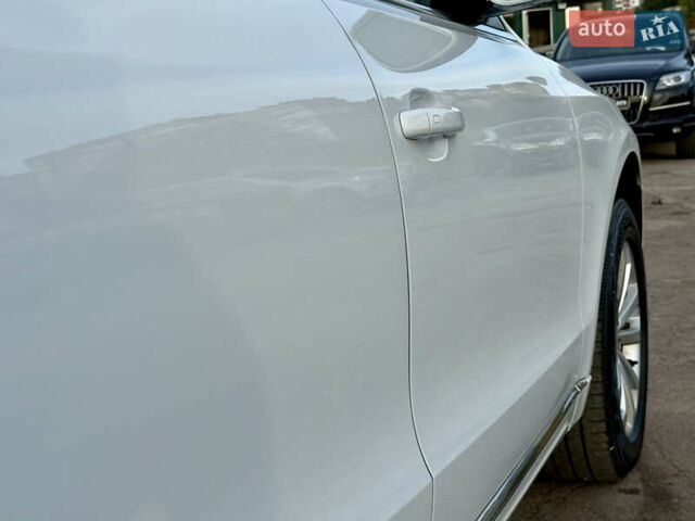 Білий Ауді Ку 5, об'ємом двигуна 2 л та пробігом 261 тис. км за 14499 $, фото 28 на Automoto.ua