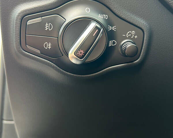 Белый Ауди Ку 5, объемом двигателя 2.97 л и пробегом 198 тыс. км за 21000 $, фото 21 на Automoto.ua