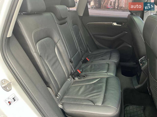 Белый Ауди Ку 5, объемом двигателя 3 л и пробегом 209 тыс. км за 21000 $, фото 38 на Automoto.ua