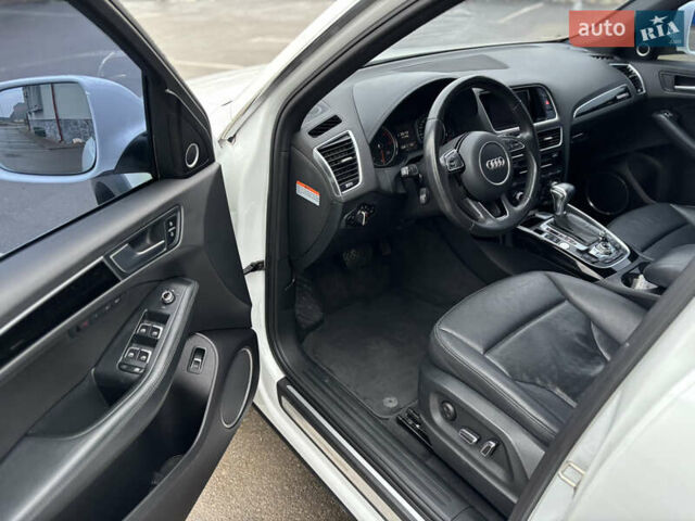 Белый Ауди Ку 5, объемом двигателя 2.97 л и пробегом 120 тыс. км за 23000 $, фото 14 на Automoto.ua