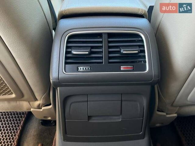 Белый Ауди Ку 5, объемом двигателя 3 л и пробегом 230 тыс. км за 16990 $, фото 23 на Automoto.ua