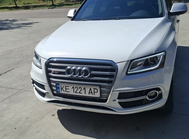 Ауди Ку 5 2014 в Каменское - Днепродзержинск на Automoto.ua Белый Ауди Ку 5, объемом двигателя 3 л и пробегом 215 тыс. км за 17900 $, фото 1 на Automoto.ua