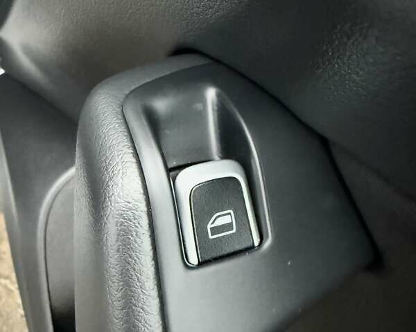 Білий Ауді Ку 5, об'ємом двигуна 1.98 л та пробігом 197 тис. км за 14999 $, фото 56 на Automoto.ua