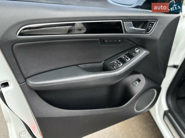 Белый Ауди Ку 5, объемом двигателя 2.97 л и пробегом 120 тыс. км за 23000 $, фото 16 на Automoto.ua