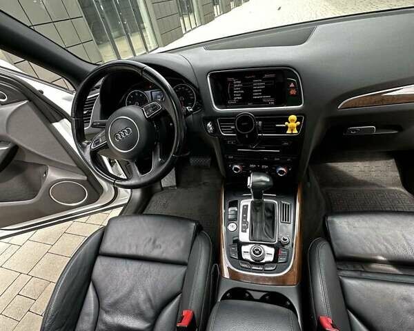 Белый Ауди Ку 5, объемом двигателя 2 л и пробегом 147 тыс. км за 17900 $, фото 12 на Automoto.ua