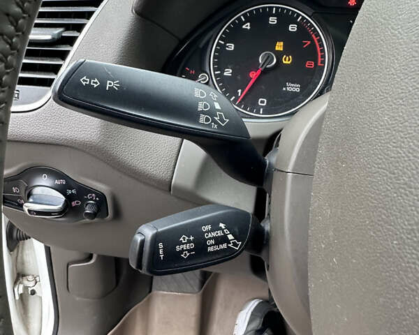 Белый Ауди Ку 5, объемом двигателя 1.98 л и пробегом 196 тыс. км за 8999 $, фото 16 на Automoto.ua