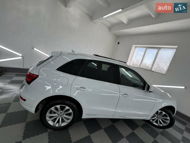 Белый Ауди Ку 5, объемом двигателя 2 л и пробегом 192 тыс. км за 14999 $, фото 141 на Automoto.ua