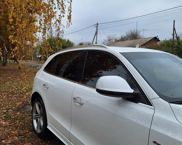 Белый Ауди Ку 5, объемом двигателя 1.97 л и пробегом 160 тыс. км за 24499 $, фото 4 на Automoto.ua
