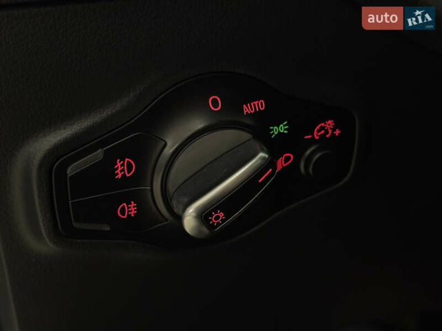 Белый Ауди Ку 5, объемом двигателя 2 л и пробегом 196 тыс. км за 15999 $, фото 33 на Automoto.ua