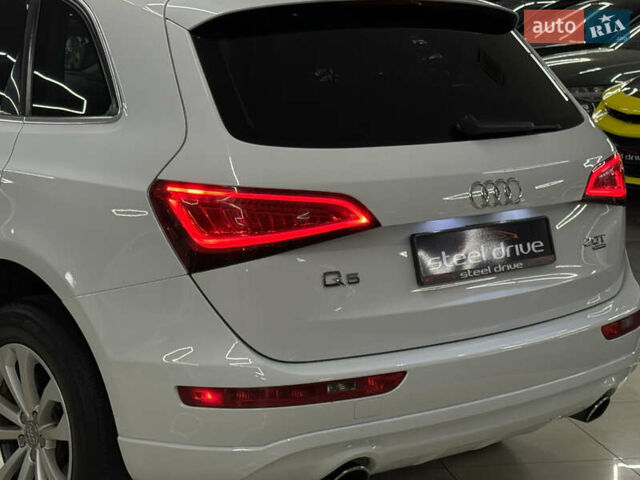 Белый Ауди Ку 5, объемом двигателя 2 л и пробегом 196 тыс. км за 15999 $, фото 14 на Automoto.ua