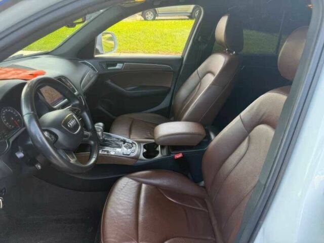 Белый Ауди Ку 5, объемом двигателя 3 л и пробегом 154 тыс. км за 6500 $, фото 9 на Automoto.ua