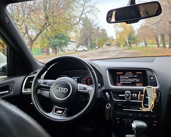 Белый Ауди Ку 5, объемом двигателя 1.97 л и пробегом 160 тыс. км за 24499 $, фото 25 на Automoto.ua