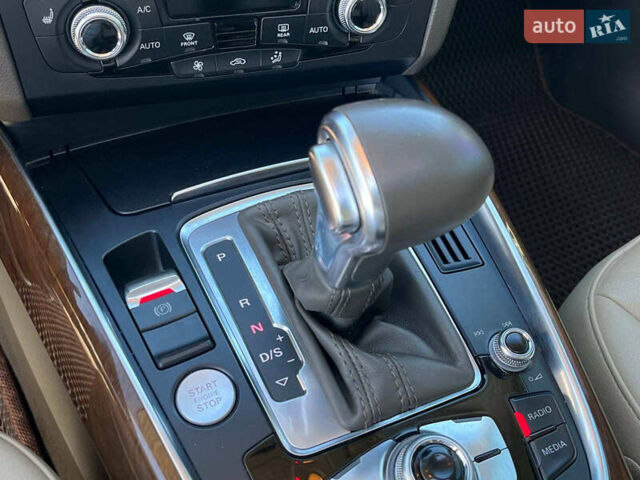 Белый Ауди Ку 5, объемом двигателя 3 л и пробегом 230 тыс. км за 16990 $, фото 31 на Automoto.ua