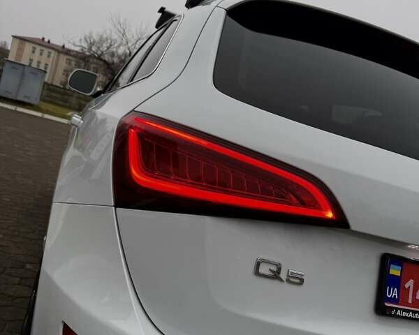 Білий Ауді Ку 5, об'ємом двигуна 1.98 л та пробігом 197 тис. км за 14999 $, фото 15 на Automoto.ua
