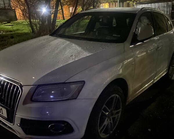 Белый Ауди Ку 5, объемом двигателя 3 л и пробегом 75 тыс. км за 13500 $, фото 2 на Automoto.ua