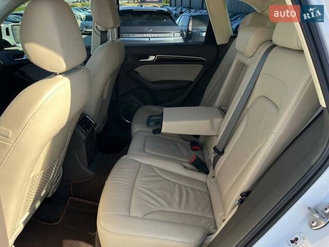Белый Ауди Ку 5, объемом двигателя 3 л и пробегом 230 тыс. км за 16990 $, фото 26 на Automoto.ua