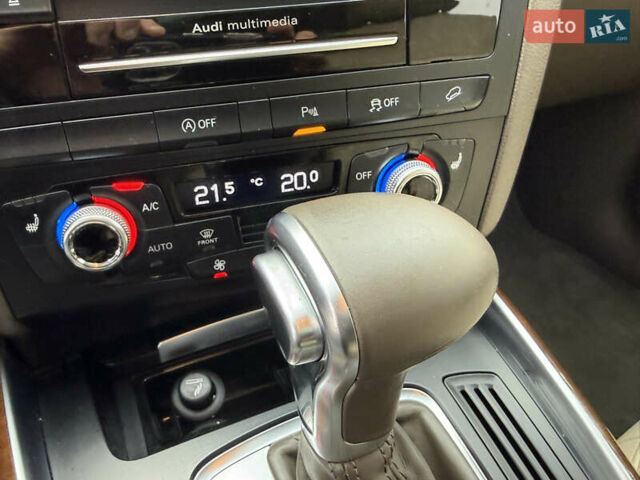 Білий Ауді Ку 5, об'ємом двигуна 3 л та пробігом 181 тис. км за 18999 $, фото 42 на Automoto.ua